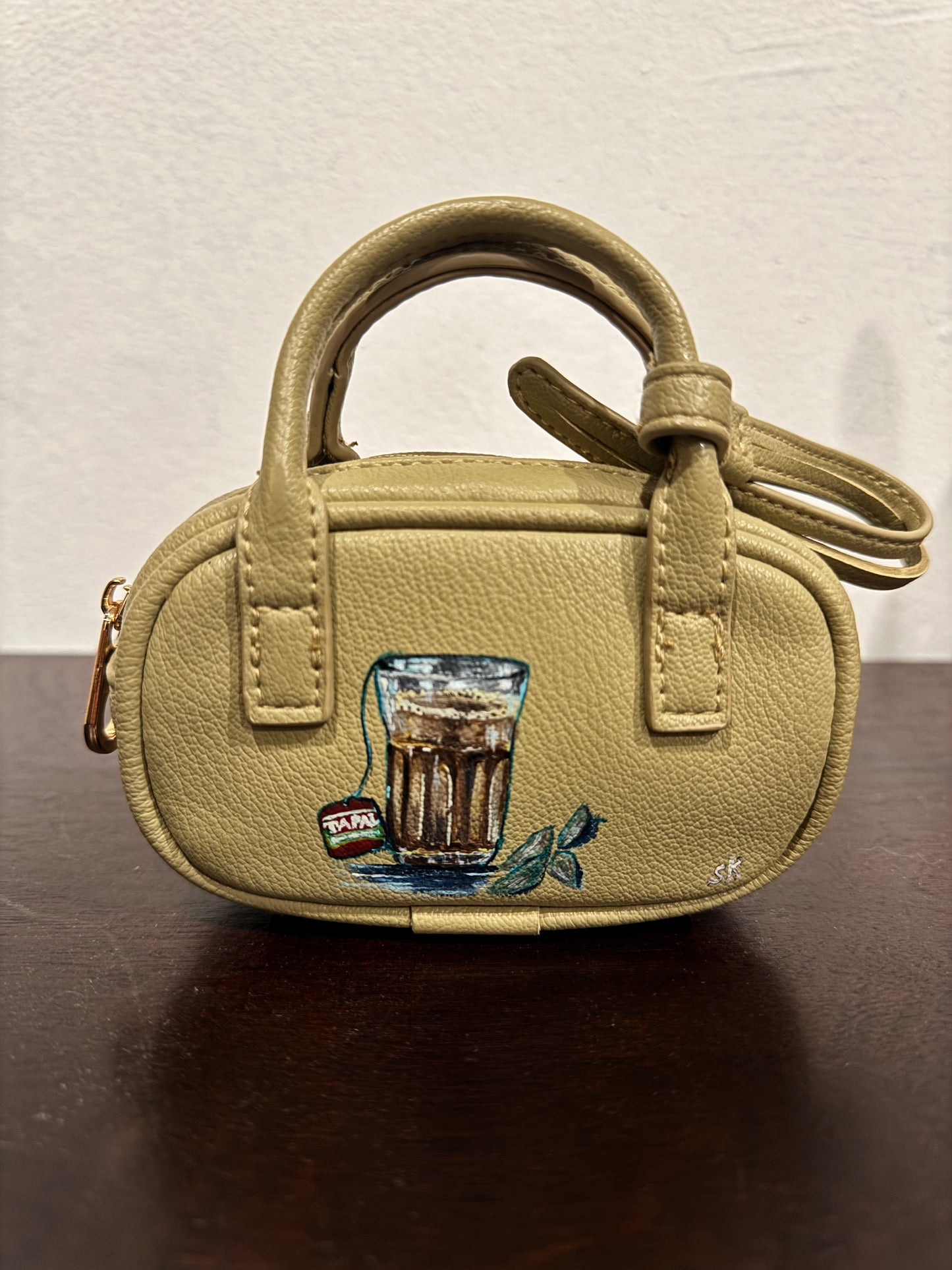 Hand Painted Mini Bag-Bas Eik Cup